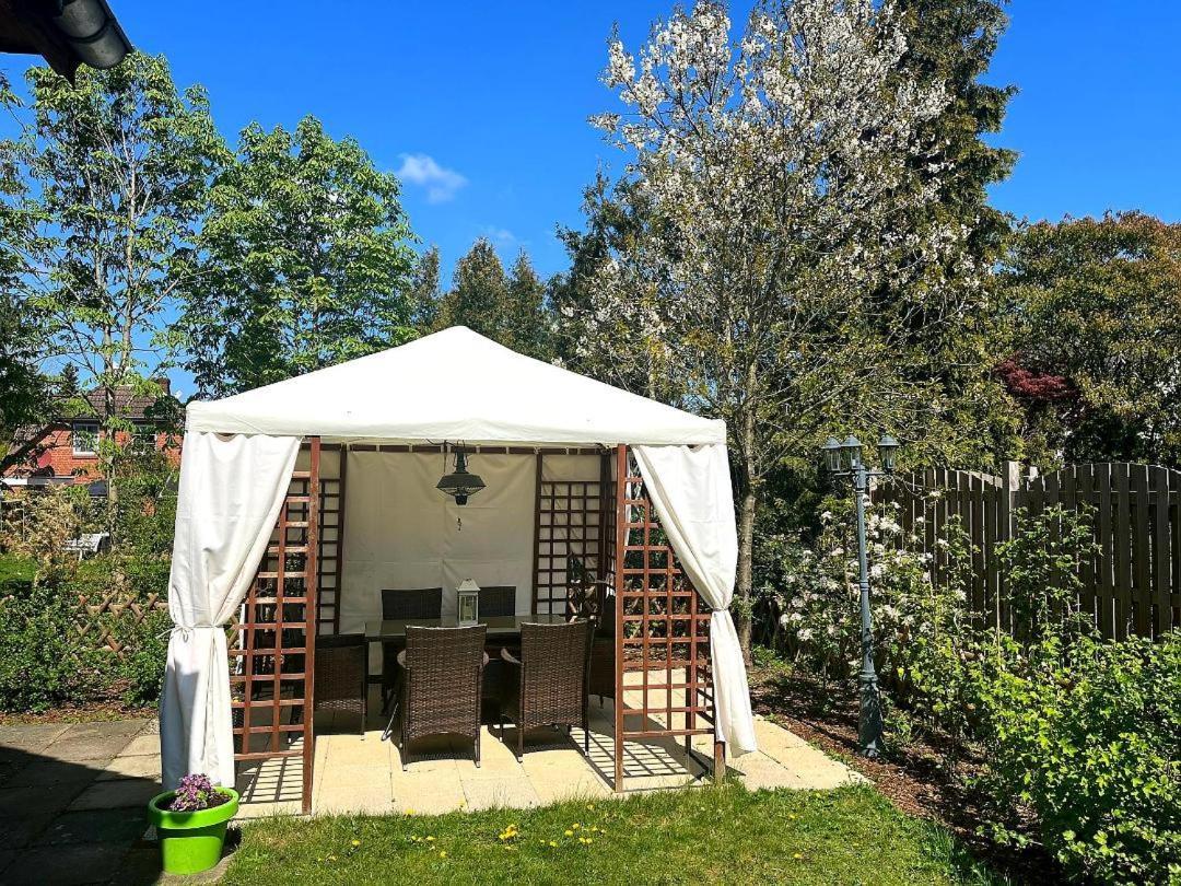 Ferienhaus De Luxe Зееветал Екстериор снимка